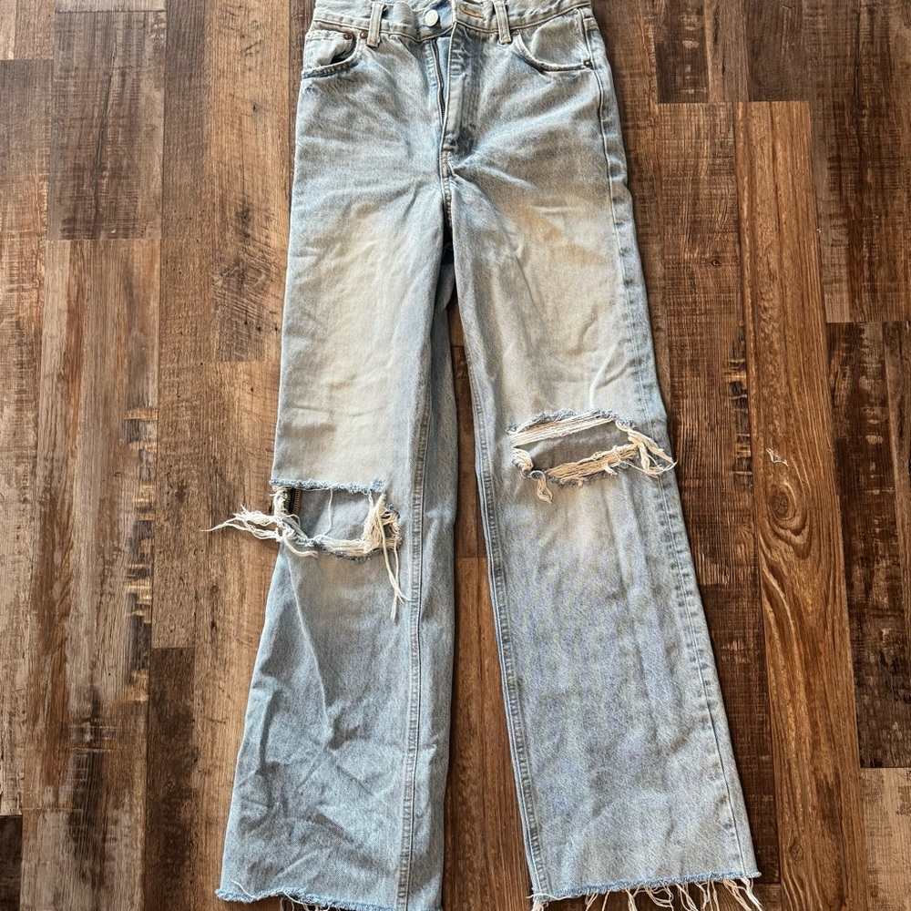 Distressed Light Blue Jeans